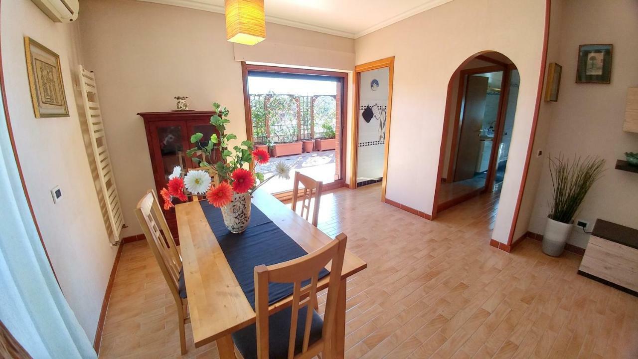 Terrace22 - Delizioso Attico Ben Collegato Appartement Rome Buitenkant foto